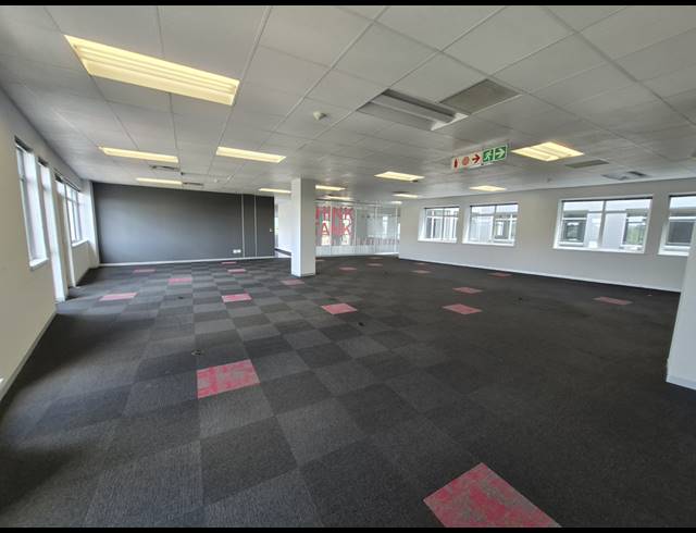 421M² OFFICE TO LET IN SANDTON CENTRAL